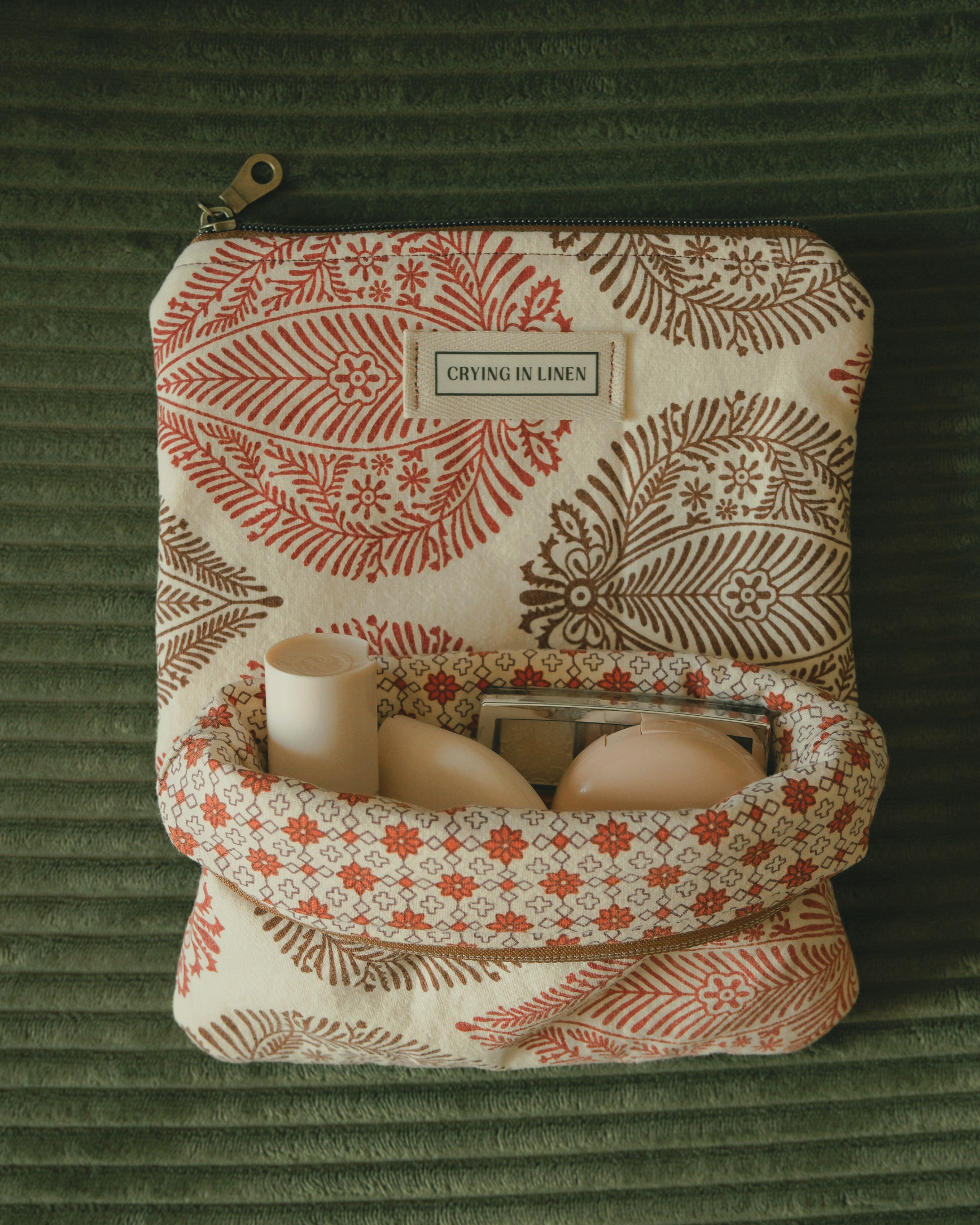 A Tiny Treasury: Motif Mini Pouch