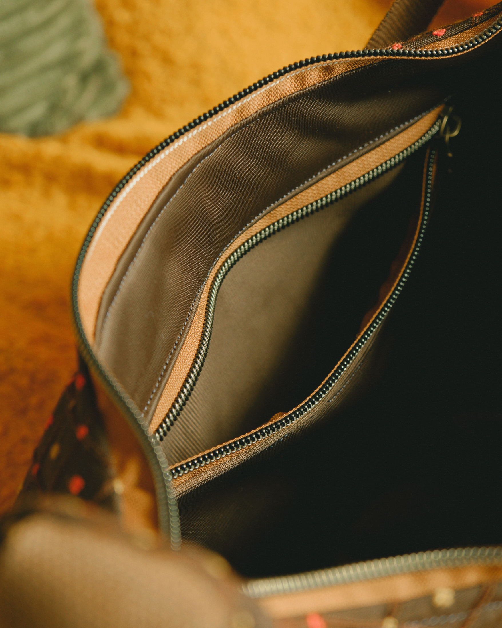 Double Espresso | Crossbody Bag