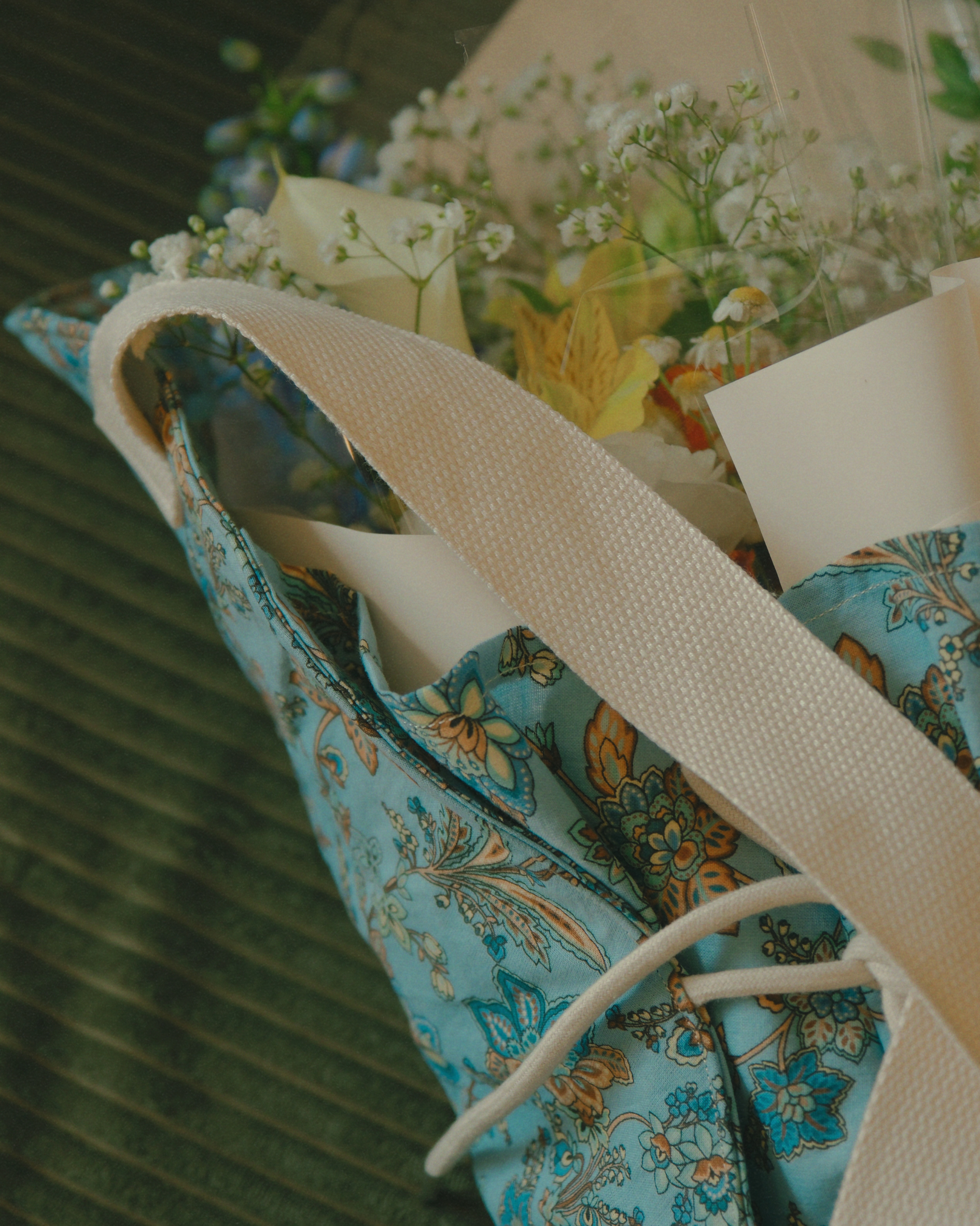 Blue Riviera | Flower Bag