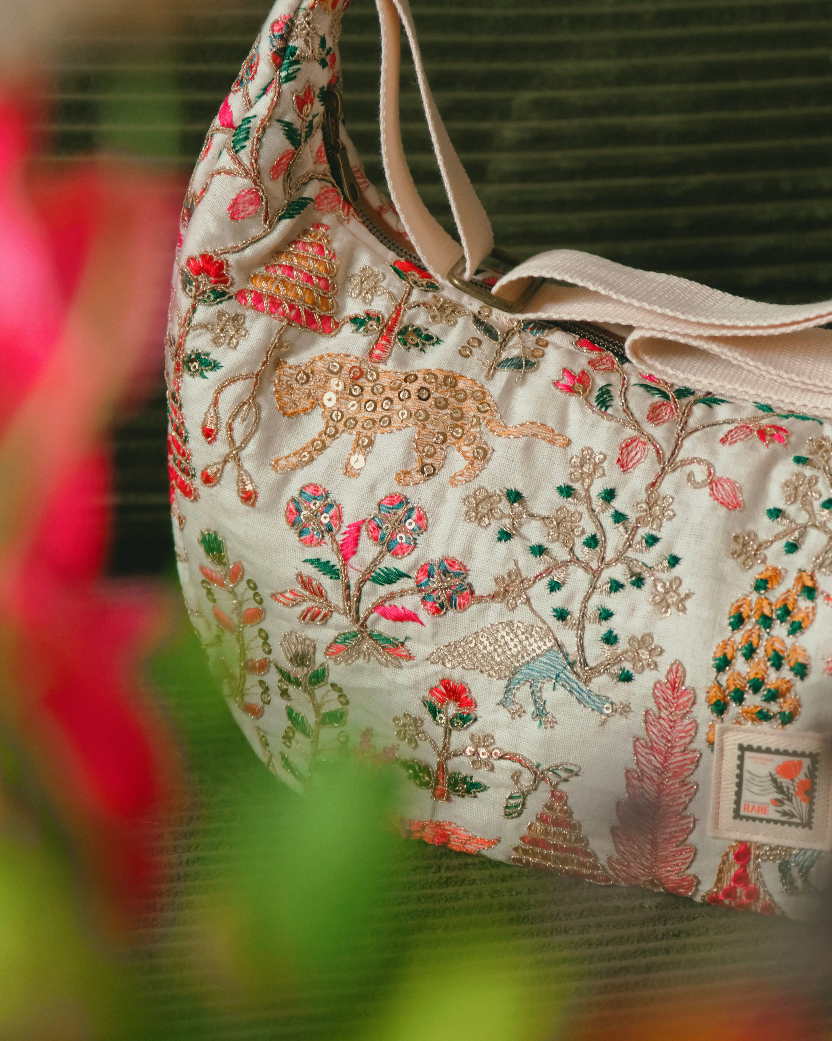 The Daydream Crescent | Crossbody Bag