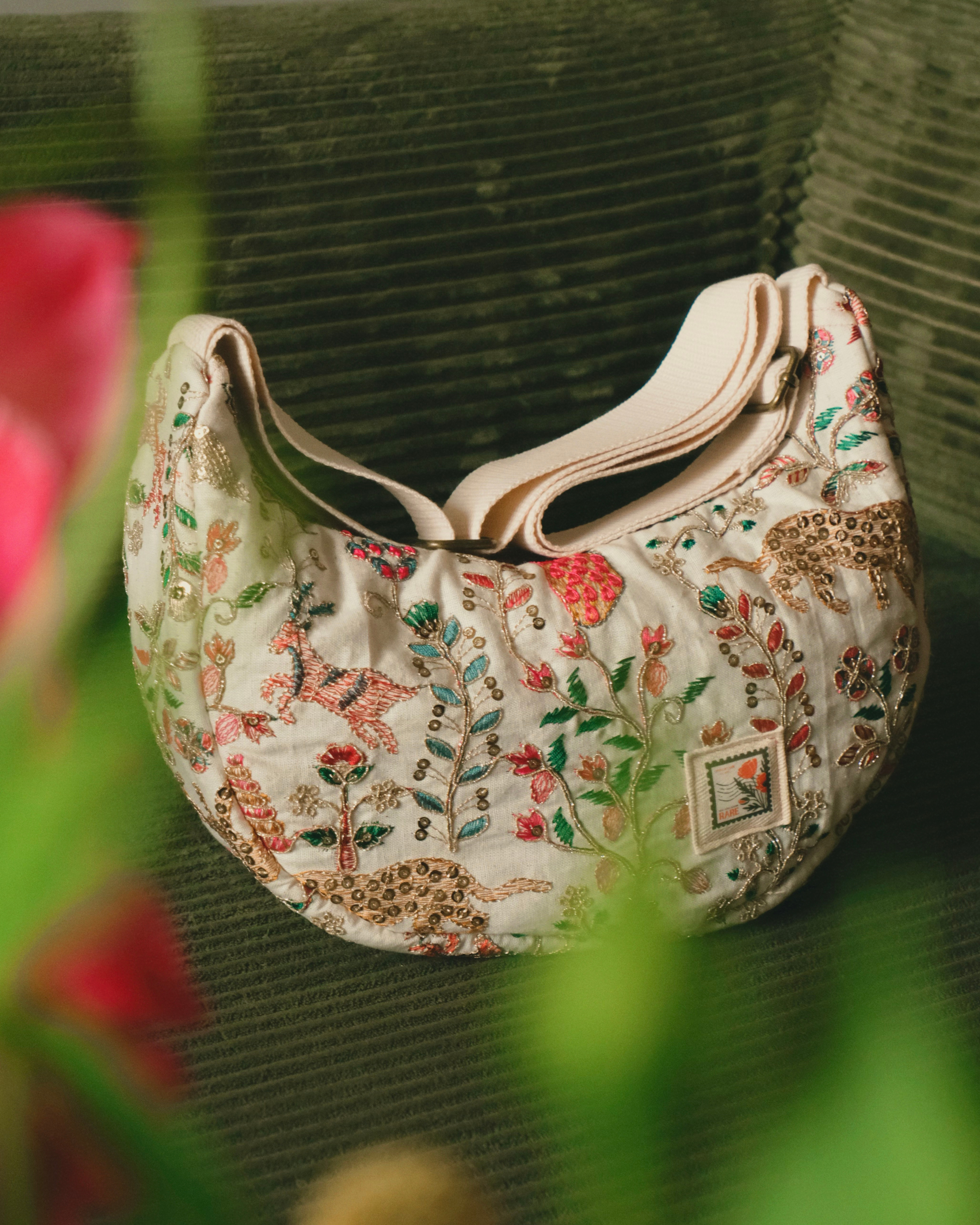 The Daydream Crescent | Crossbody Bag
