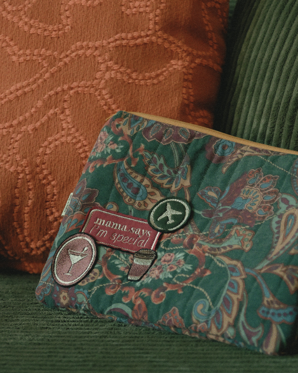 The Commute Companion | Book Sleeve