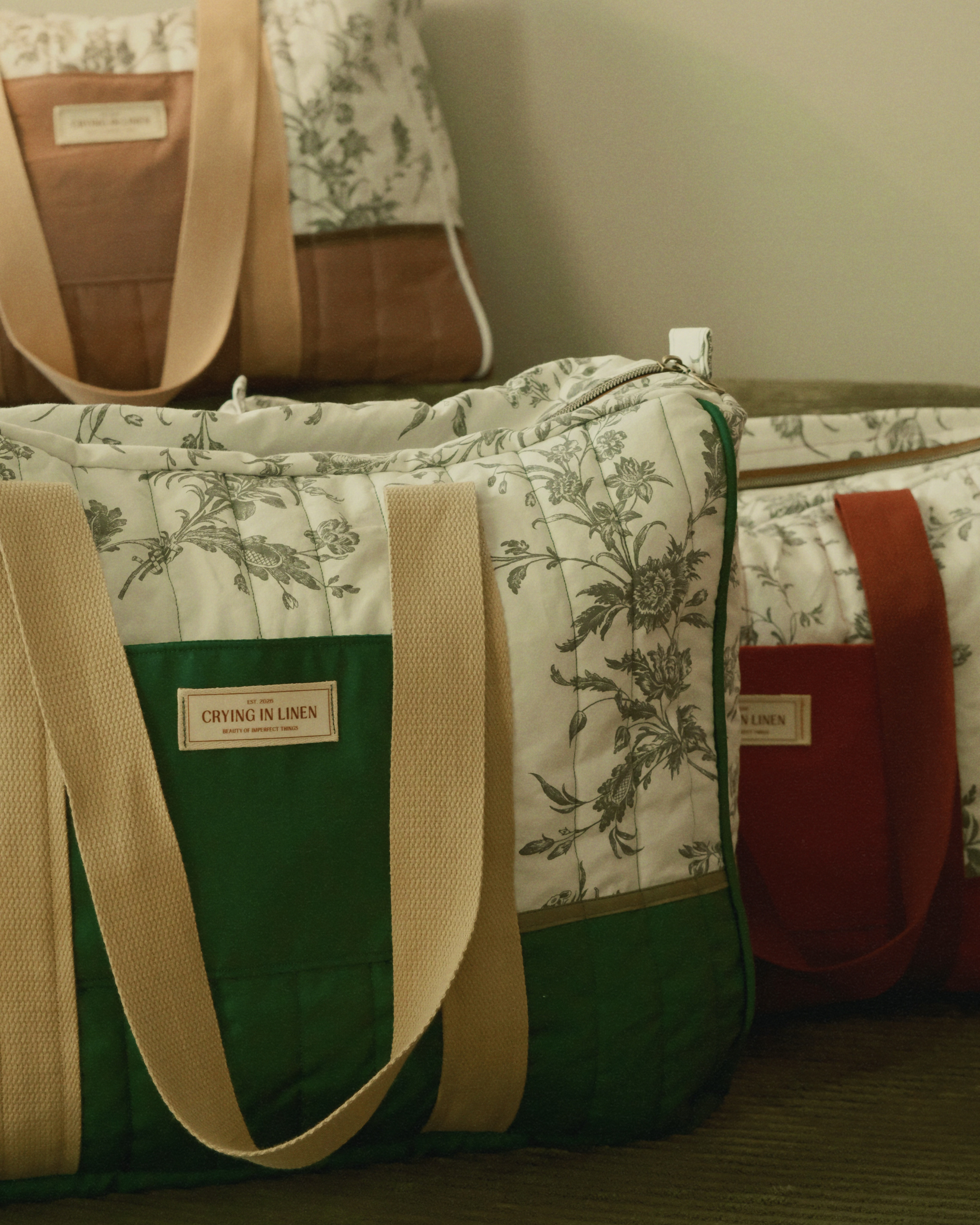 A Toile Bag for a French Exit