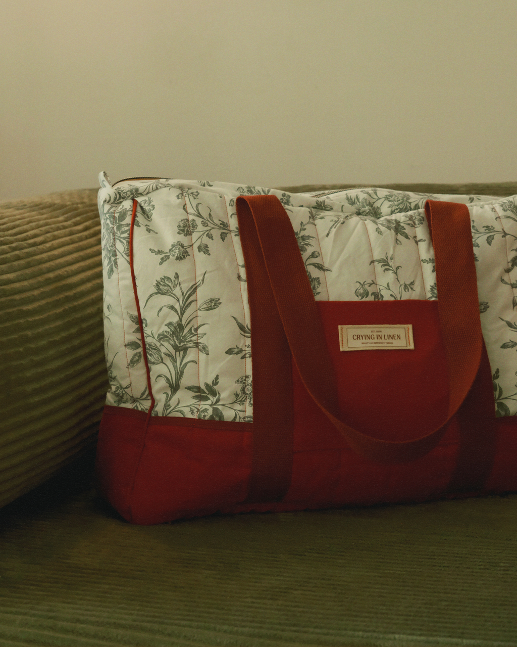 A Toile Bag for a French Exit