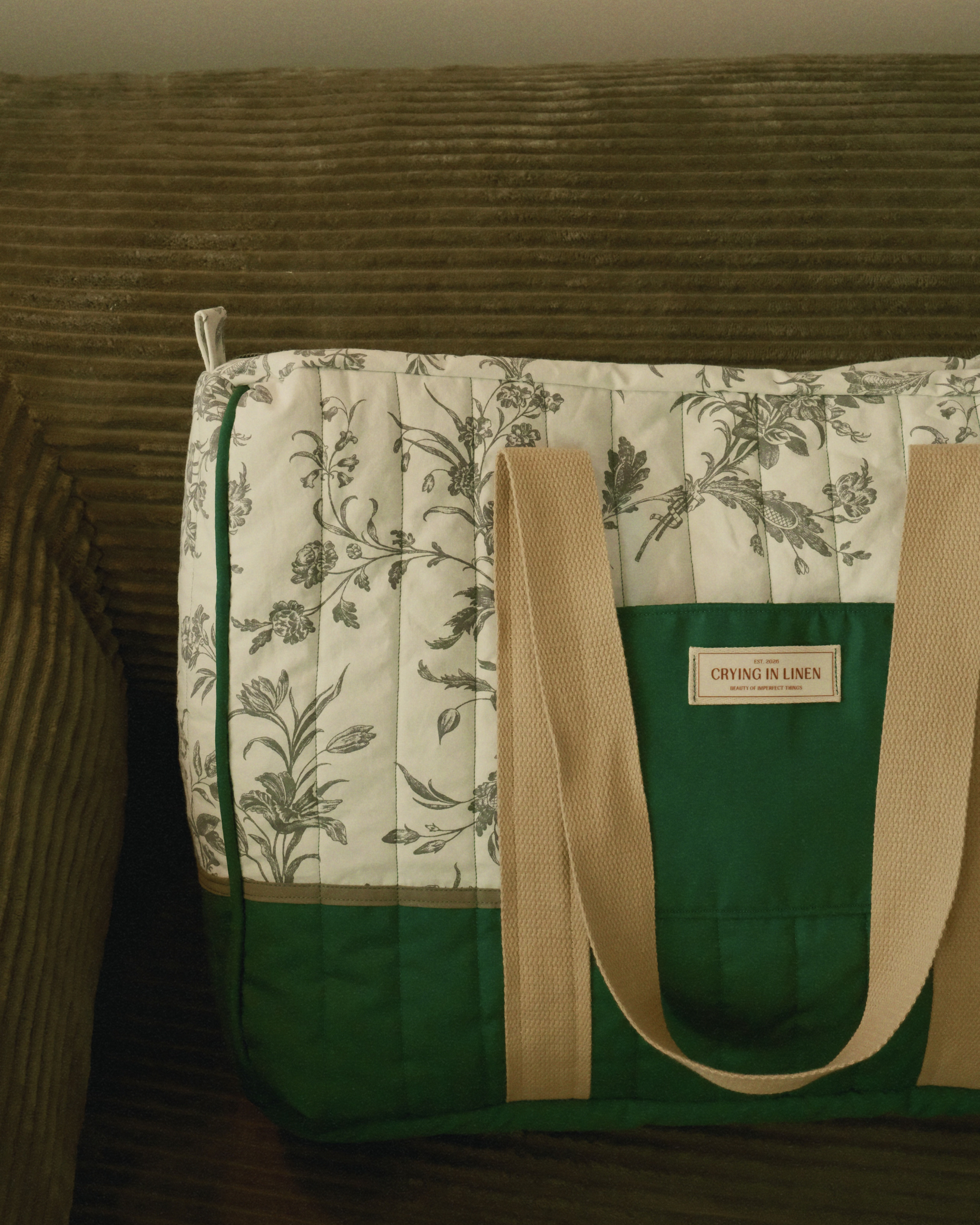 A Toile Bag for a French Exit